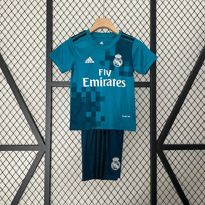 Real Madrid Children's set 2017/18 Third