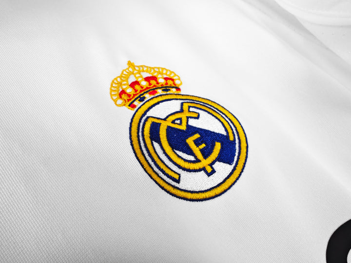Real Madrid 05/06 Home Retro Shirt