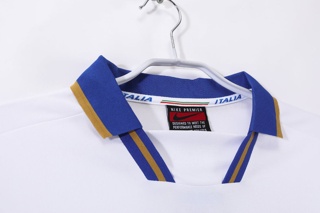 Italy 1996 Away Retro Shirt
