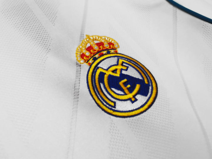 Real Madrid 17/18 Home Retro Shirt