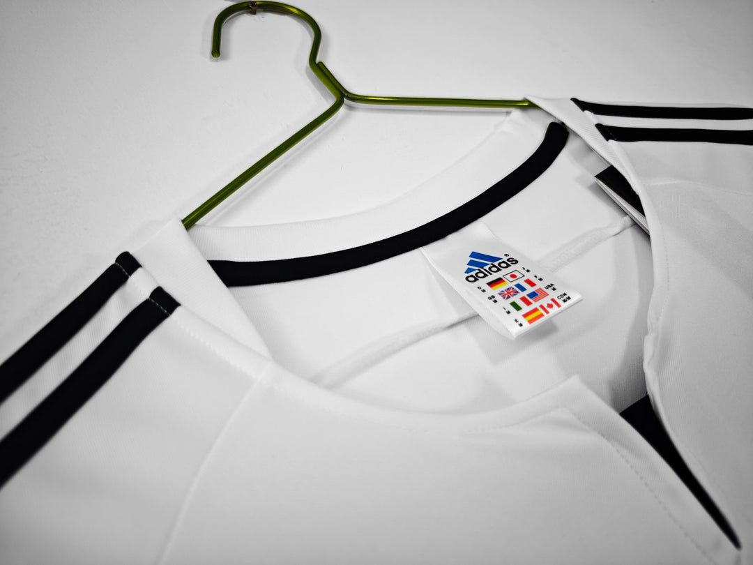 Real Madrid 03/04 Home Retro Shirt