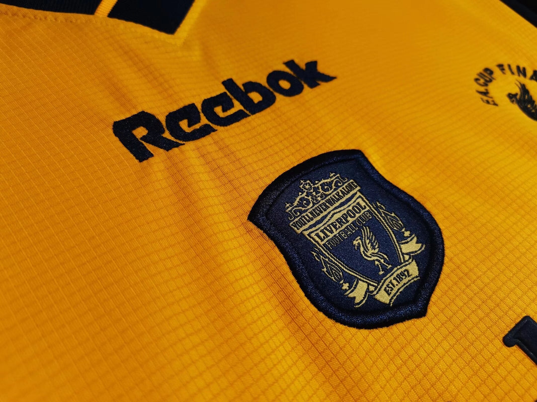 Liverpool 00/01 Away Retro Shirt