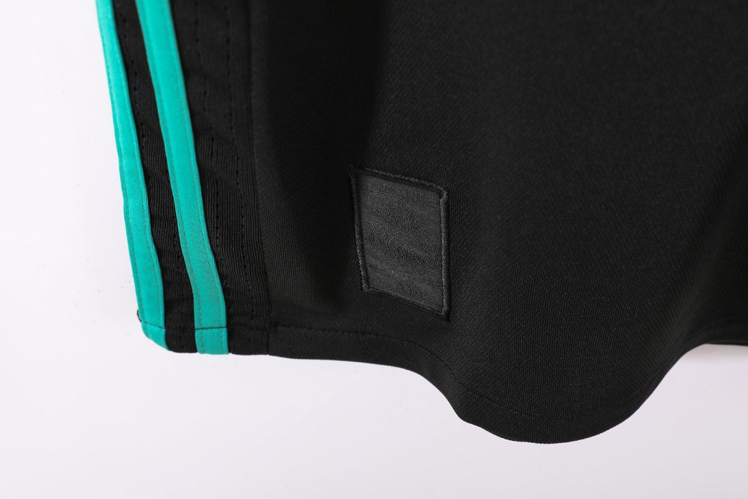 Real Madrid 17/18 Away Retro Shirt