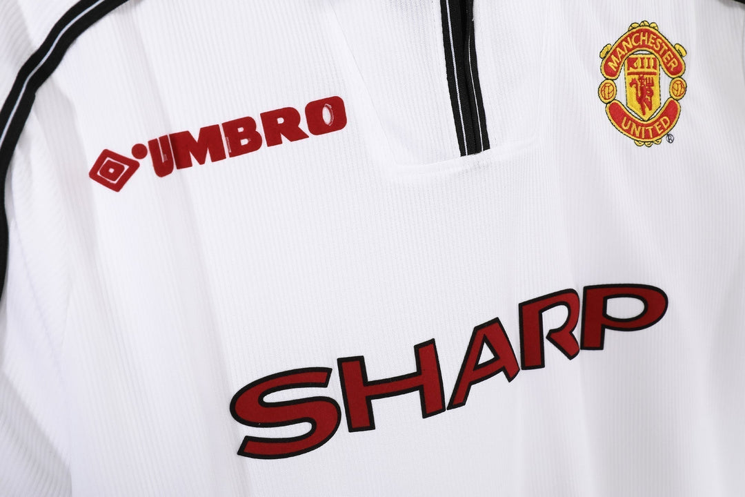 Manchester United 98/99 Away Retro Shirt