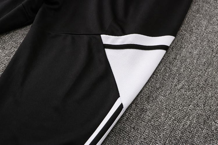 Training Set - Black/White
