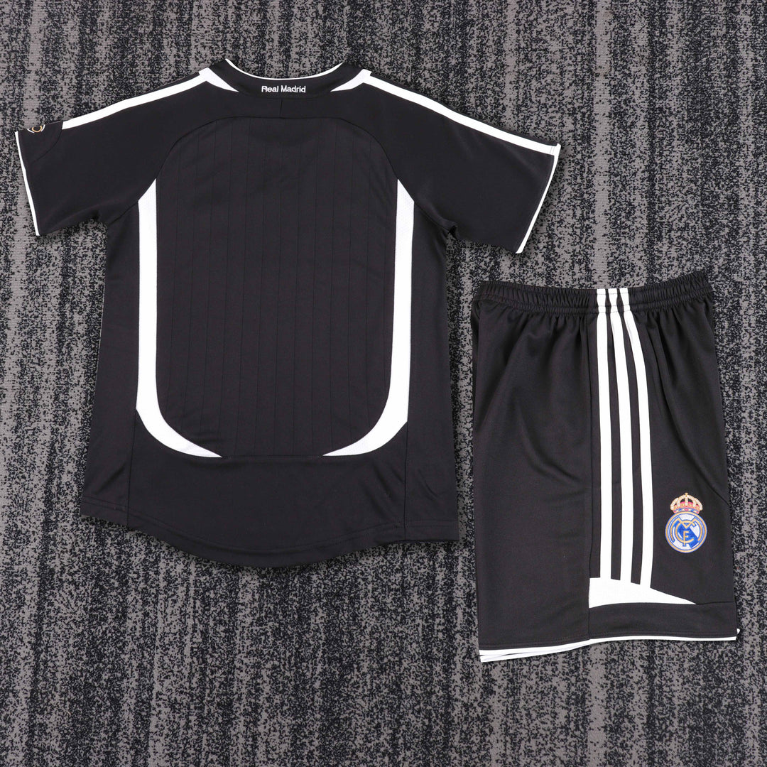 Real Madrid 06/07 Children's Away Retro Set