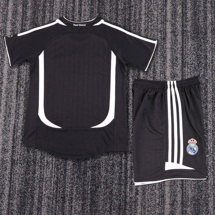 Real Madrid 06/07 Children's Away Retro Set