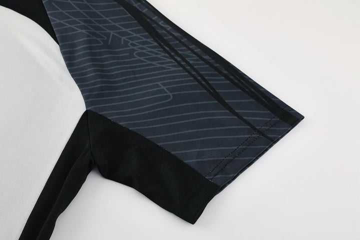 Nike Training Kit - Black/Light Grey