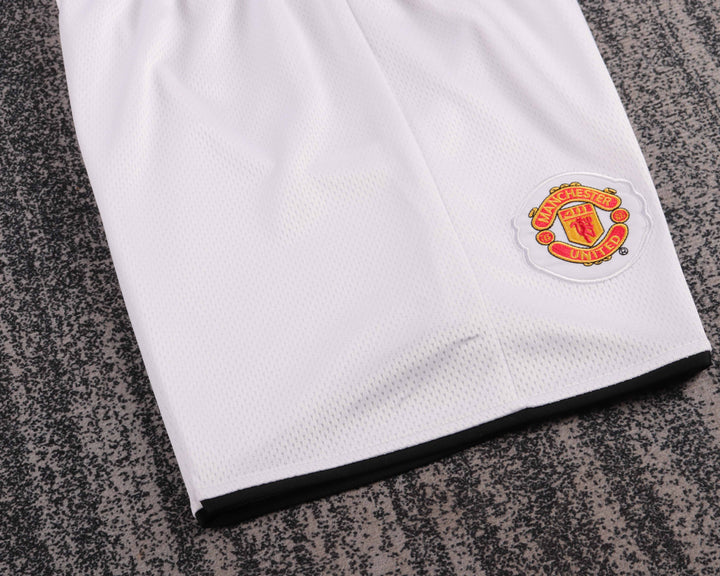 Manchester United 07/08 Children's Home Retro Set