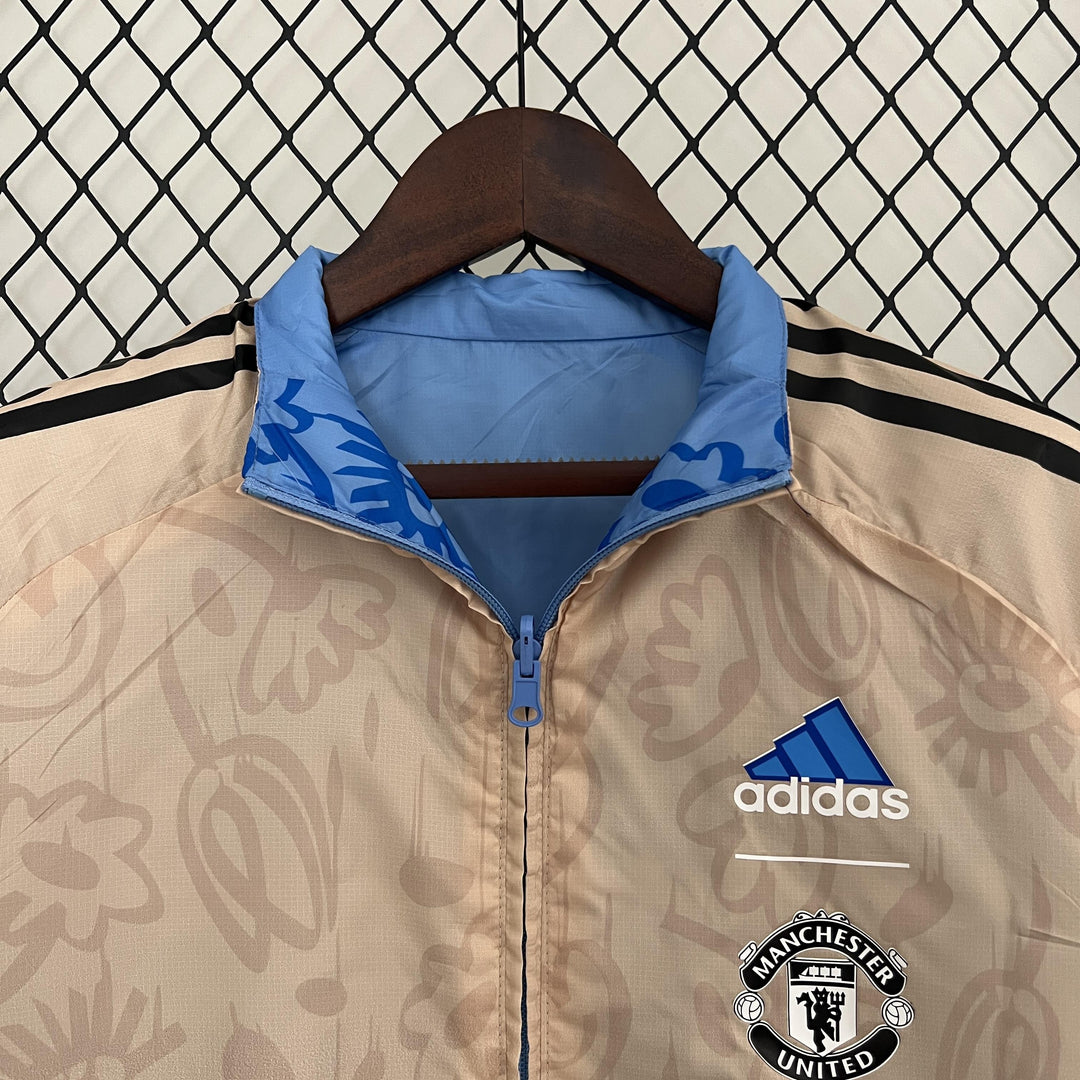 Manchester United Reversible Windbreaker Jacket - Light Blue/Beige