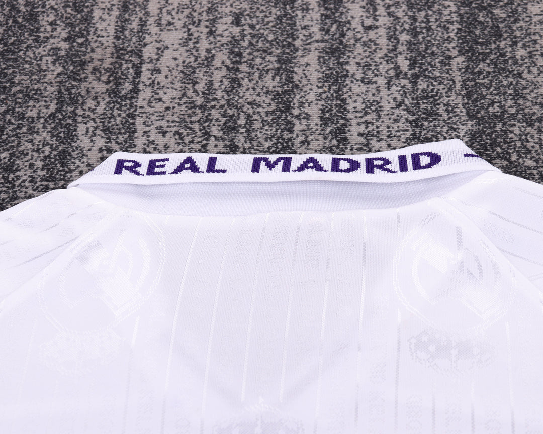 Real Madrid 96/97 Children's Home Retro Set (+Patches)