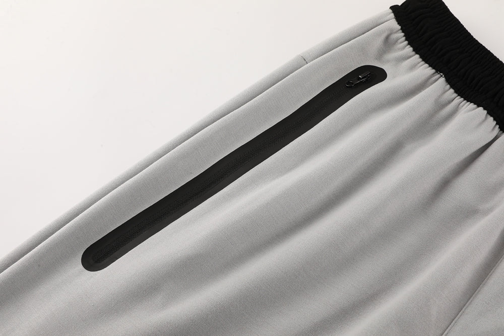Nike Tech Fleece Set – Light Grey/Black