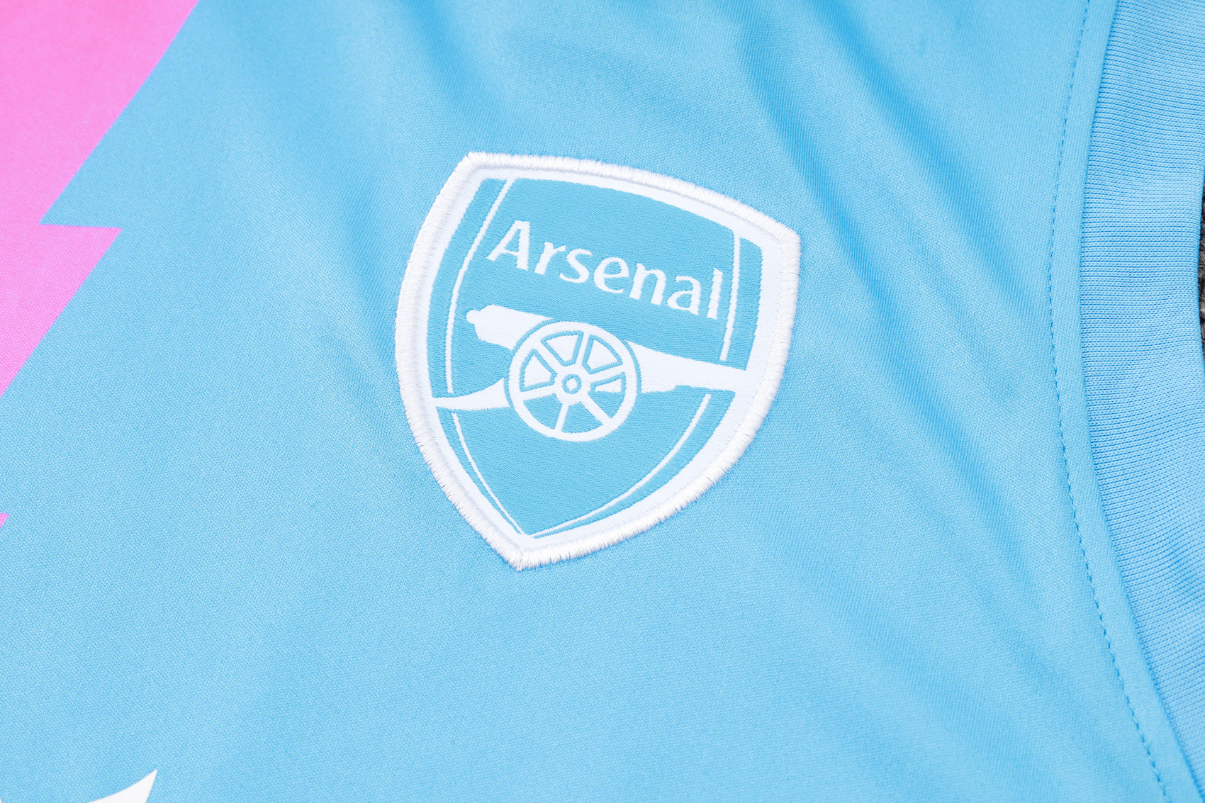 ARSENAL TANK TOP SET 2023/24