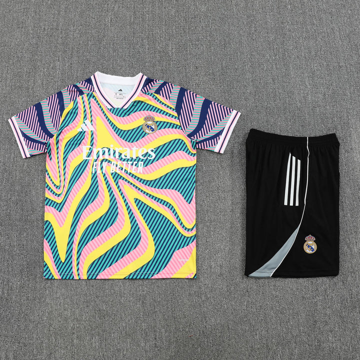 Real Madrid 2025/26 Training Kit - Pink/Green