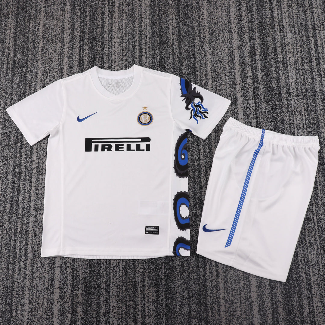 Inter Milan 10/11 Children's Away Retro Set
