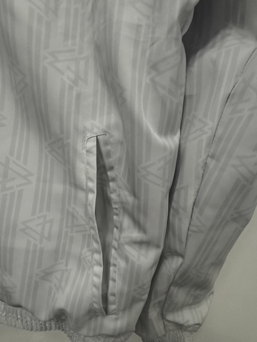 Germany Reversible Windbreaker Jacket 1990 - White/Black