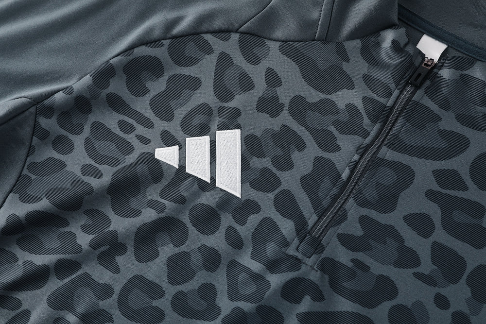 Adidas Training Set – Dark Gray