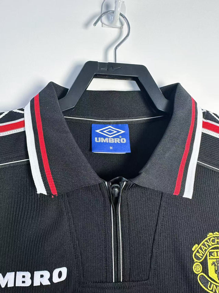 Manchester United 1998 Goalkepper Retro Shirt - Long Sleeve