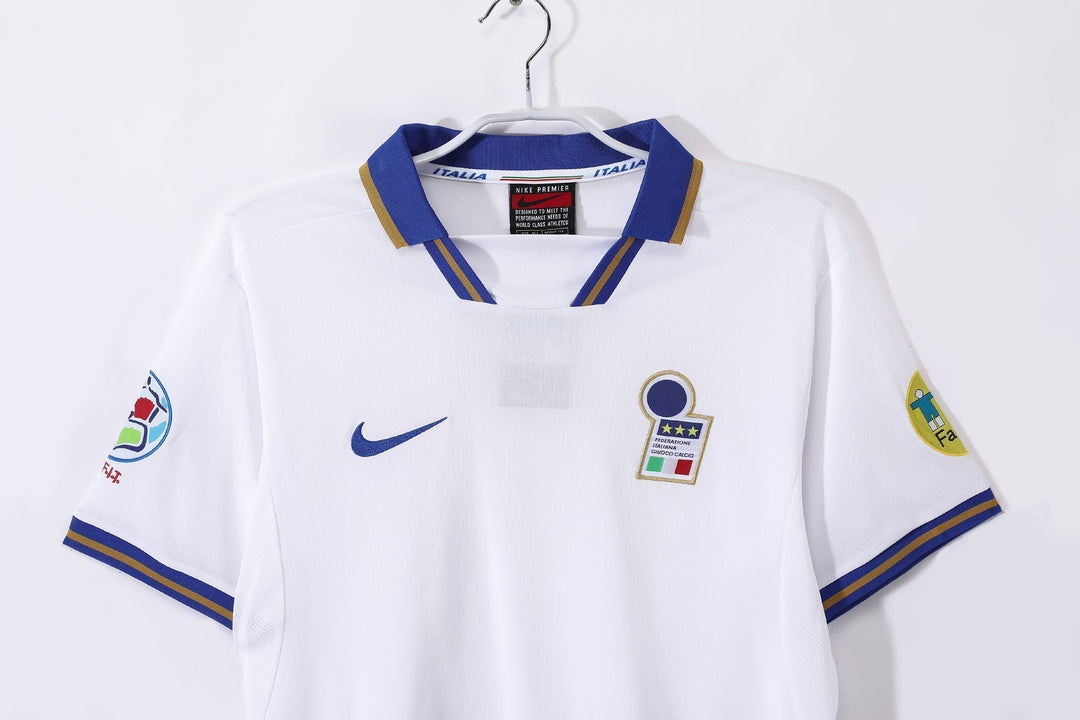 Italy 1996 Away Retro Shirt