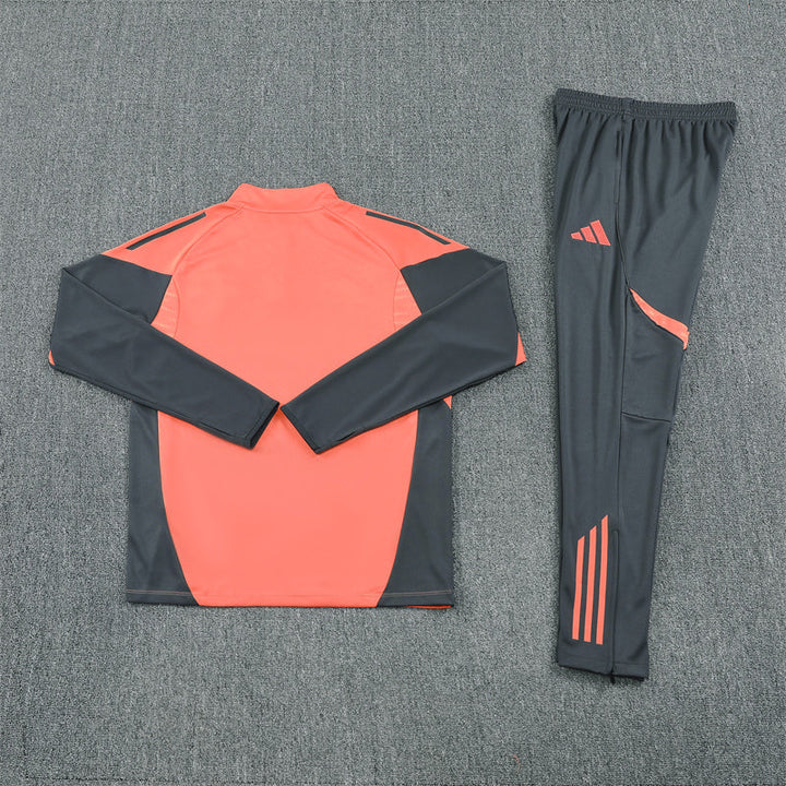 Bayern Munich Training Set 2025/26 - Orange Jacket