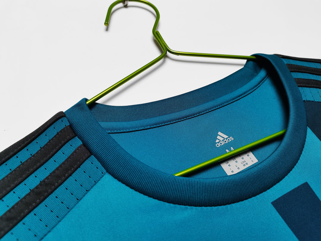 Real Madrid 17/18 Third Retro Shirt
