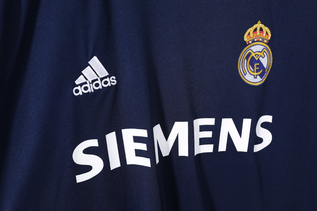 Real Madrid 05/06 Away Retro Shirt