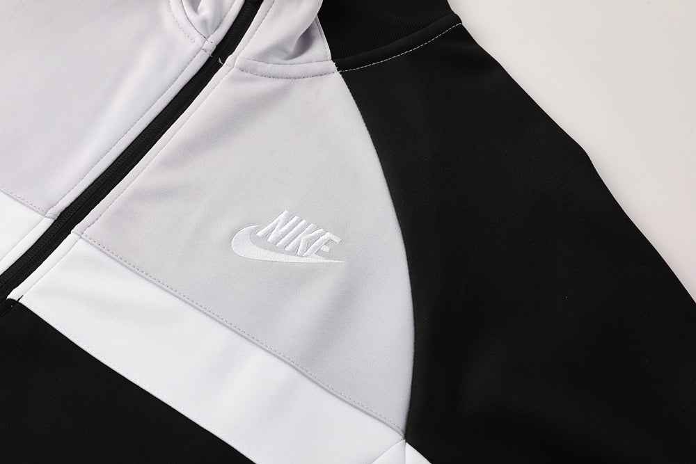 Nike Set –  White/Black