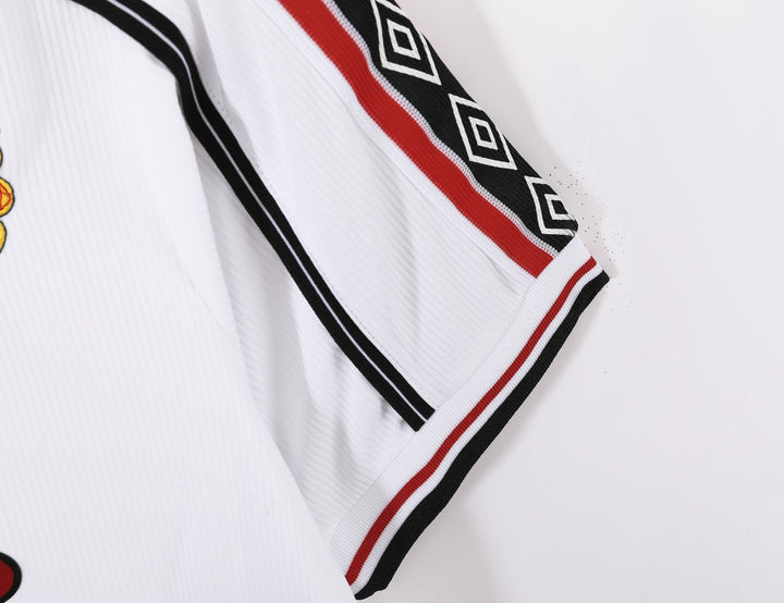 Manchester United 98/99 Away Retro Shirt