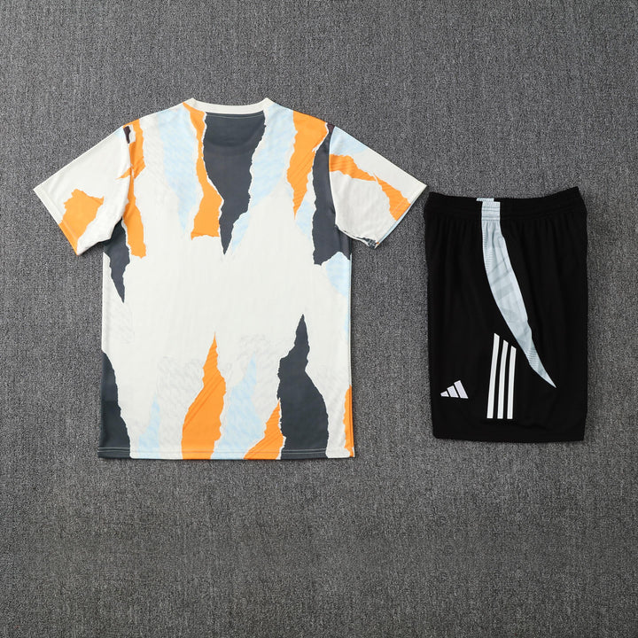 Real Madrid 2025/26 Training Kit - Off-White/Orange