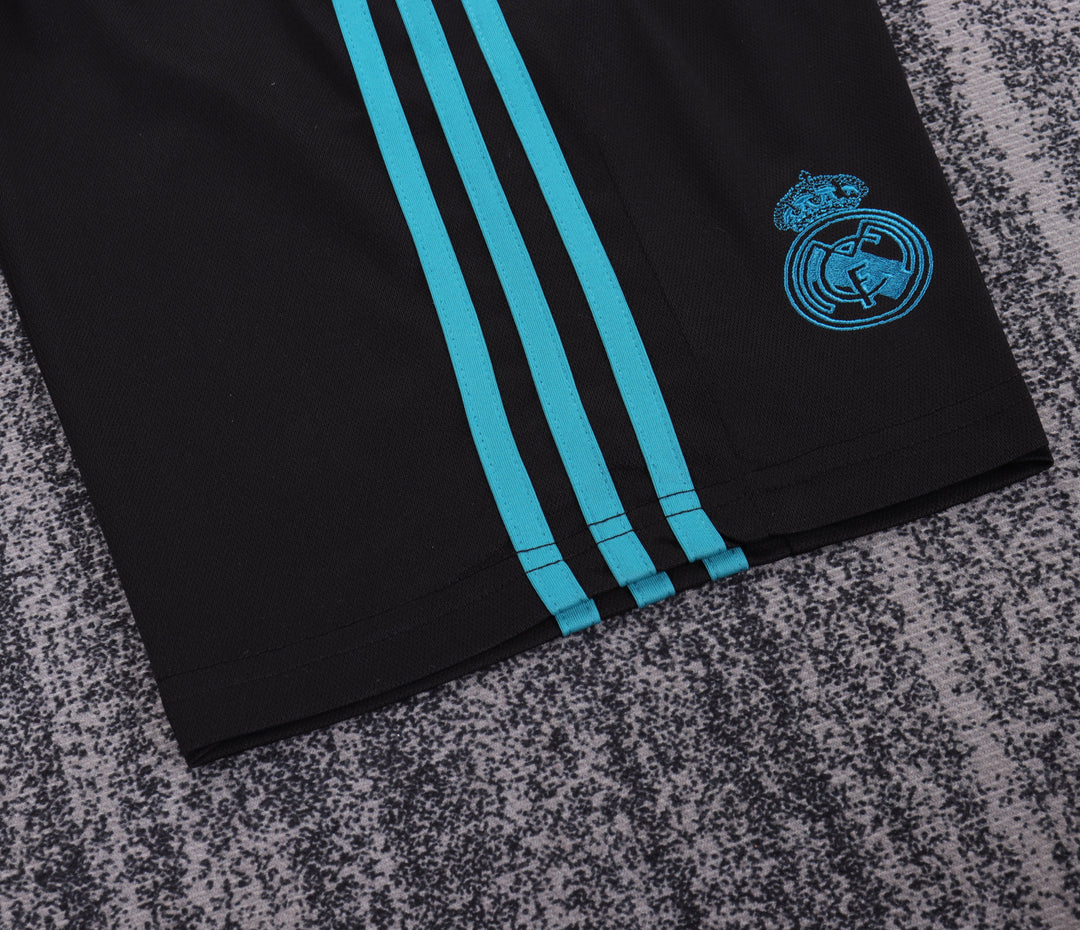 Real Madrid 17/18 Children's Away Retro Set
