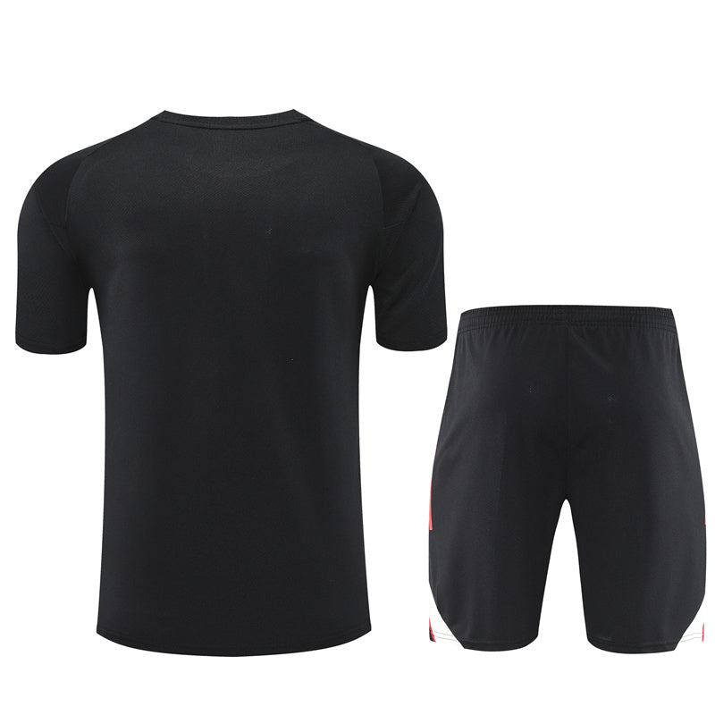 Liverpool Training Kit 25/26 – Black/Red