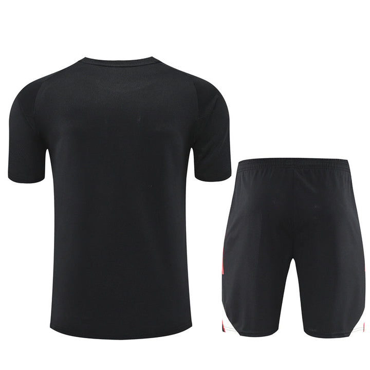 Liverpool Training Kit 25/26 – Black/Red