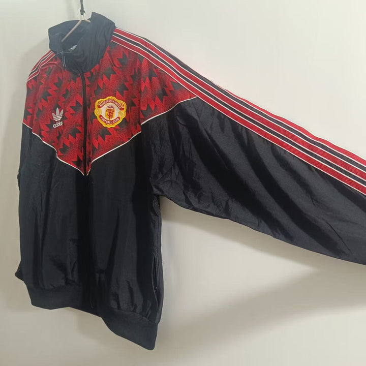 Manchester United Windbreaker Jacket - Black/Red