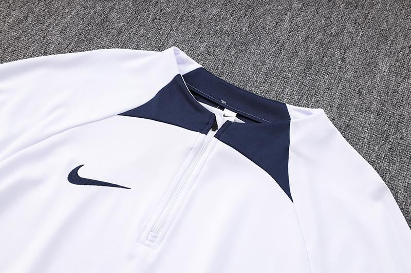 Nike Training Set - White/Navy Blue