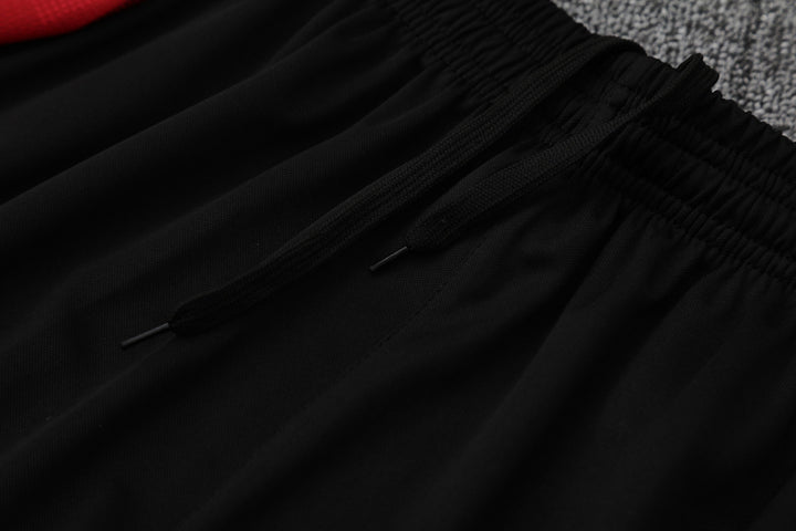 Manchester United 2025/26 Training Short - Black/Burgundy