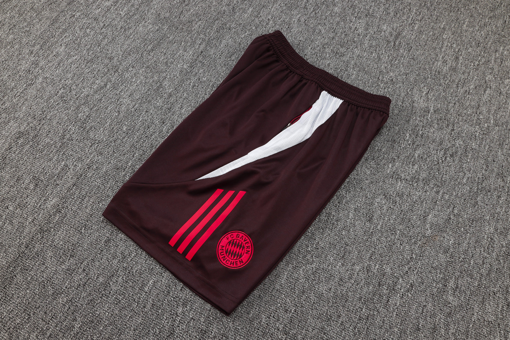 BAYERN MUNICH TANK TOP SET 24/25