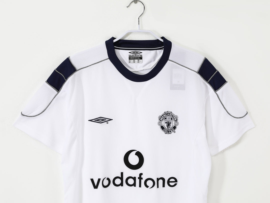 Manchester United 00/01 Away Retro Shirt