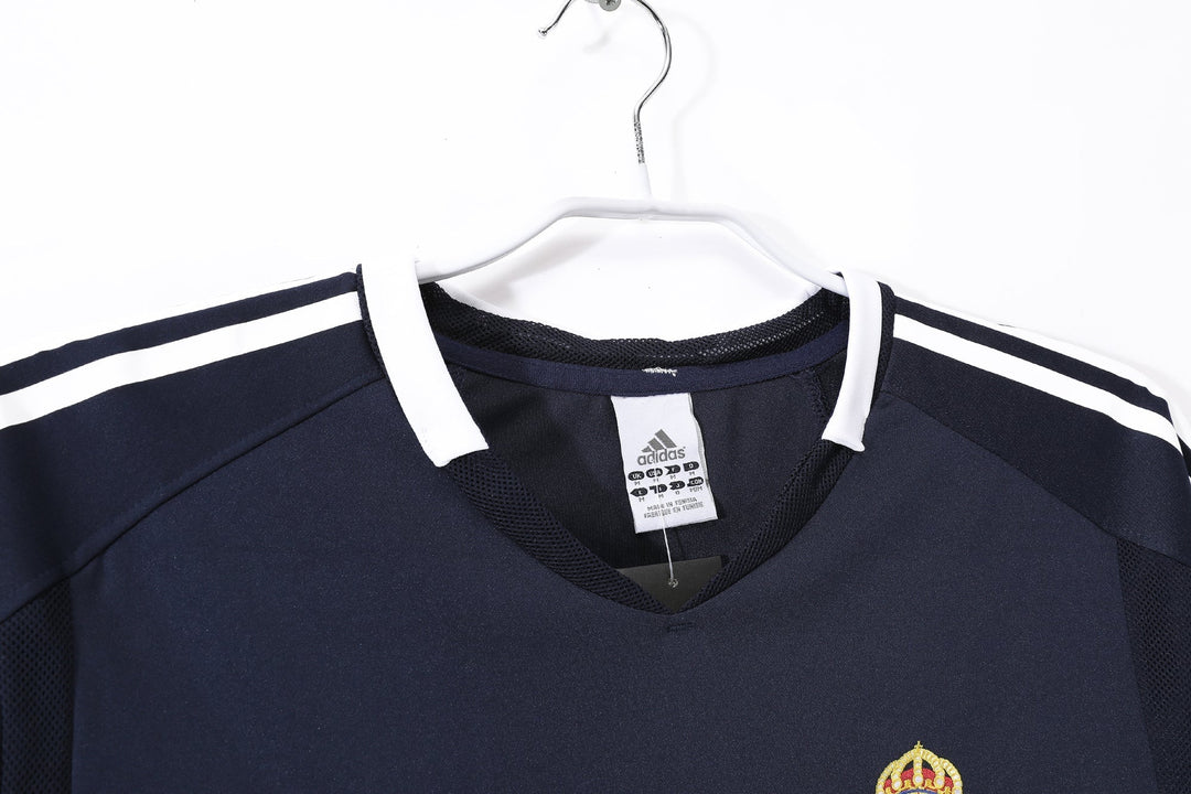 Real Madrid 04/05 Away Retro Shirt