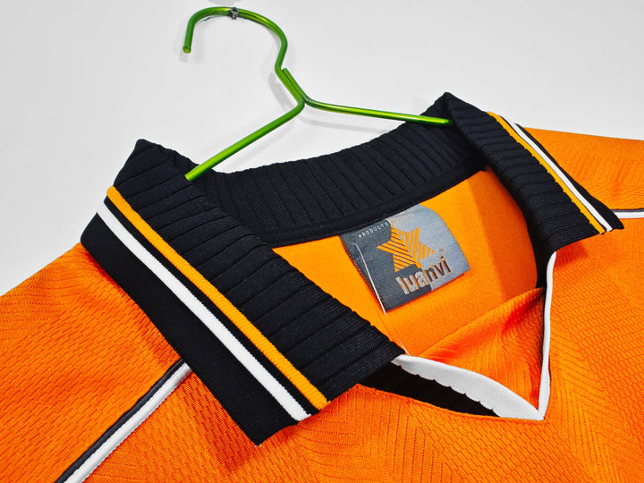 Valencia 99/00 Away Retro Shirt