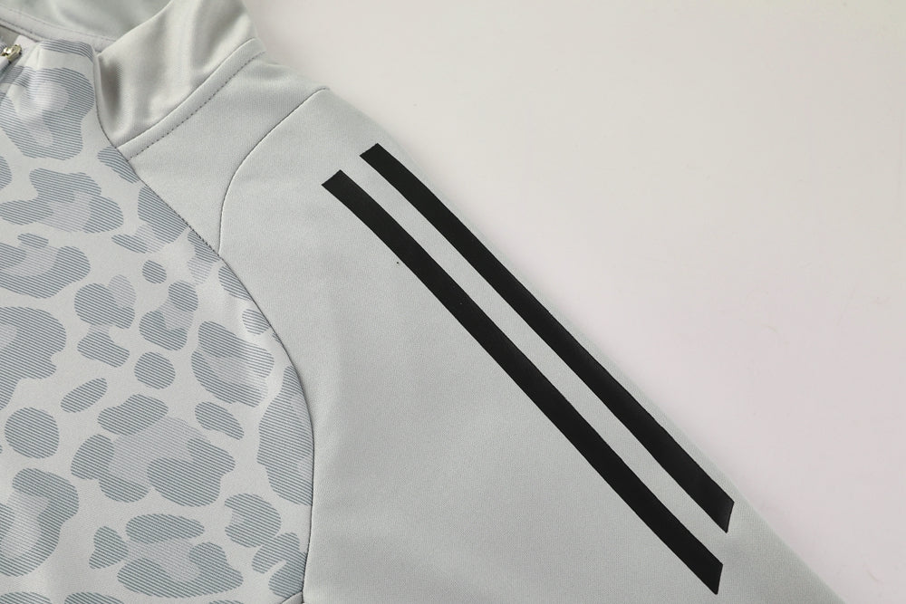 Adidas Training Set – Light Gray