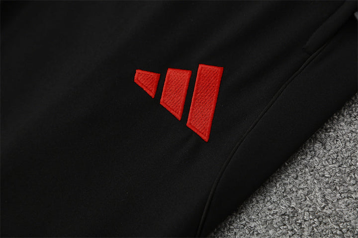 Liverpool Training Kit 25/26 - Black/Red