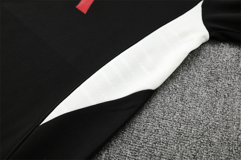 Liverpool Training Kit 25/26 - Black/Red