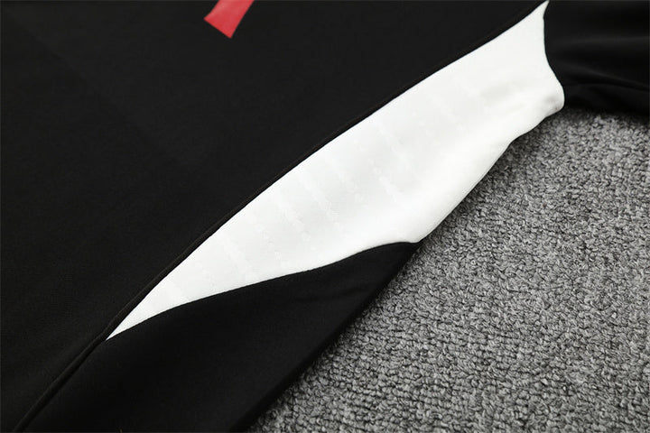 Liverpool Training Kit 25/26 - Black/Red