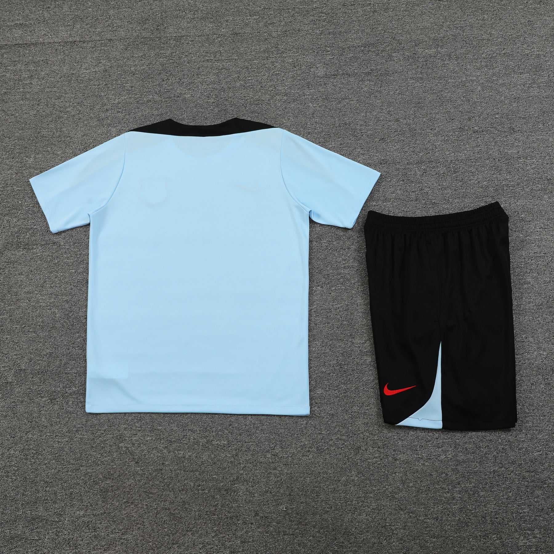 Barcelona Training Kit 24/25 - Light Blue