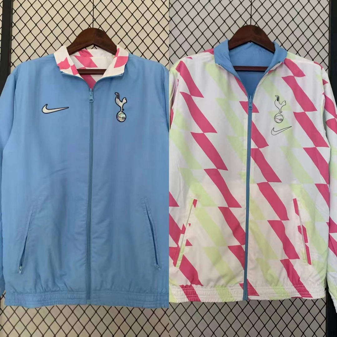 Tottenham Hotspur Reversible Windbreaker Jacket - Light Blue/Pink
