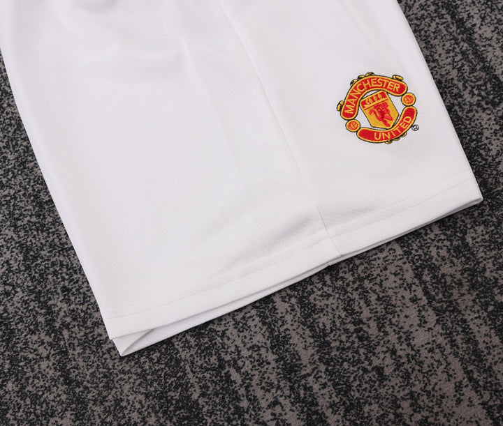 Manchester United 05/06 Children's Home Retro Set