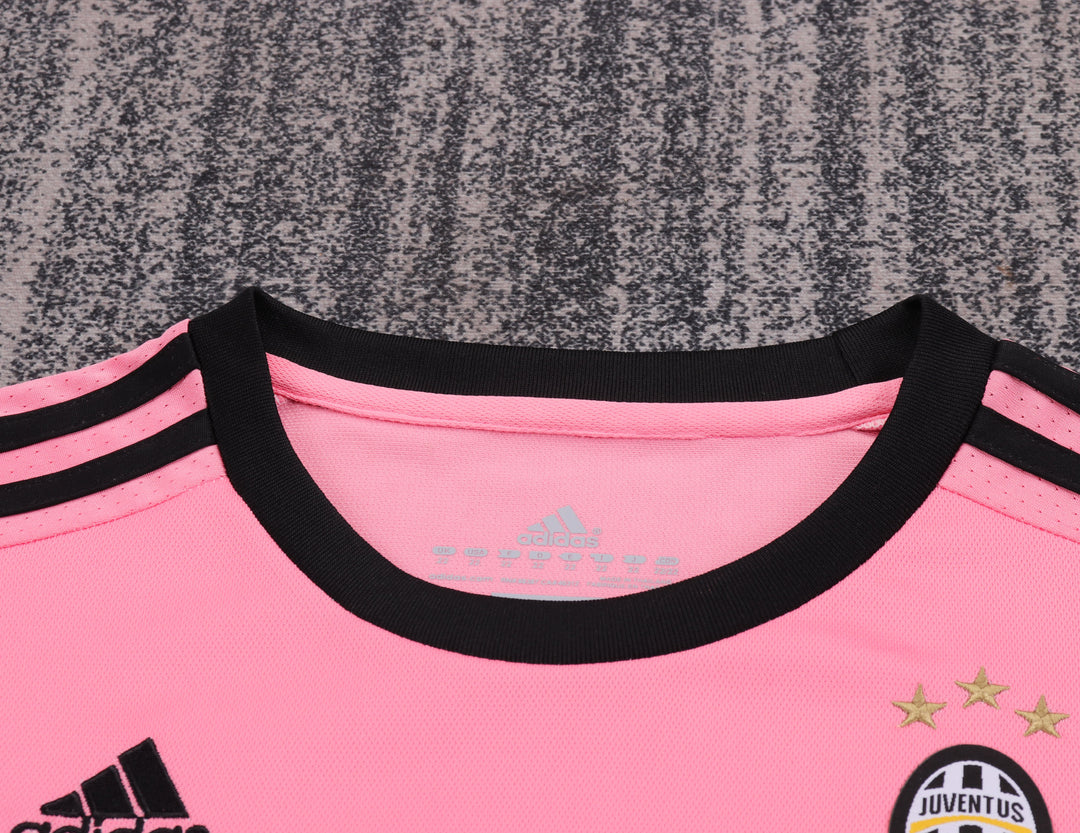Juventus 15/16 Children's Away Retro Set