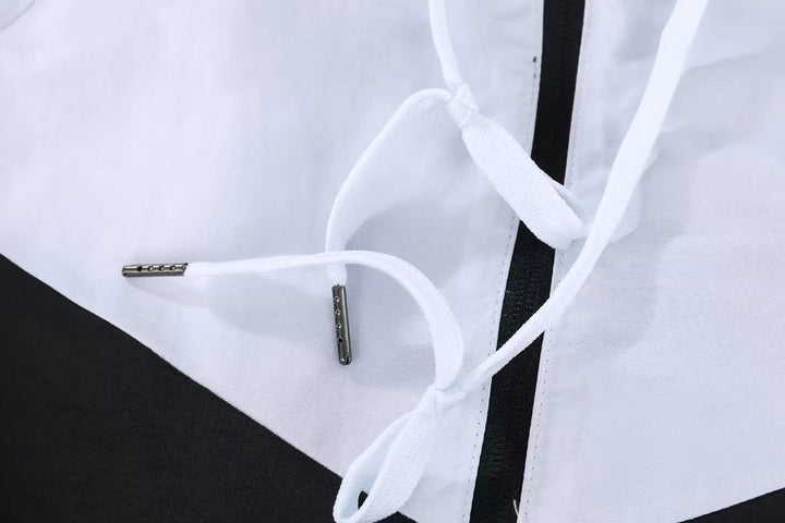 Nike Windbreaker Jacket - White/Black