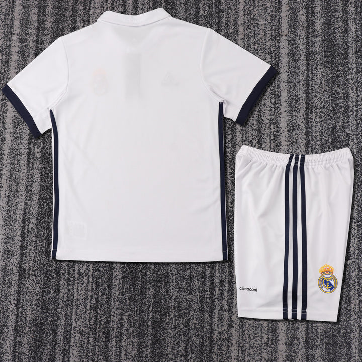 Real Madrid 16/17 Children's Home Retro Set