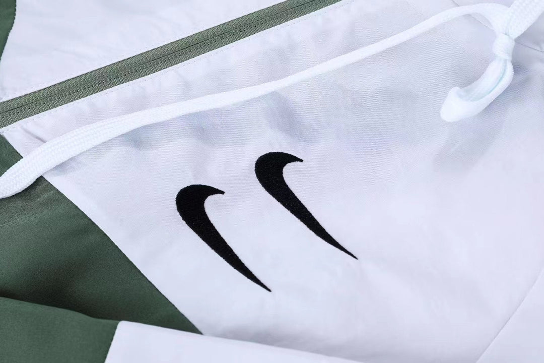 Nike Windbreaker Jacket - White/Dark Green